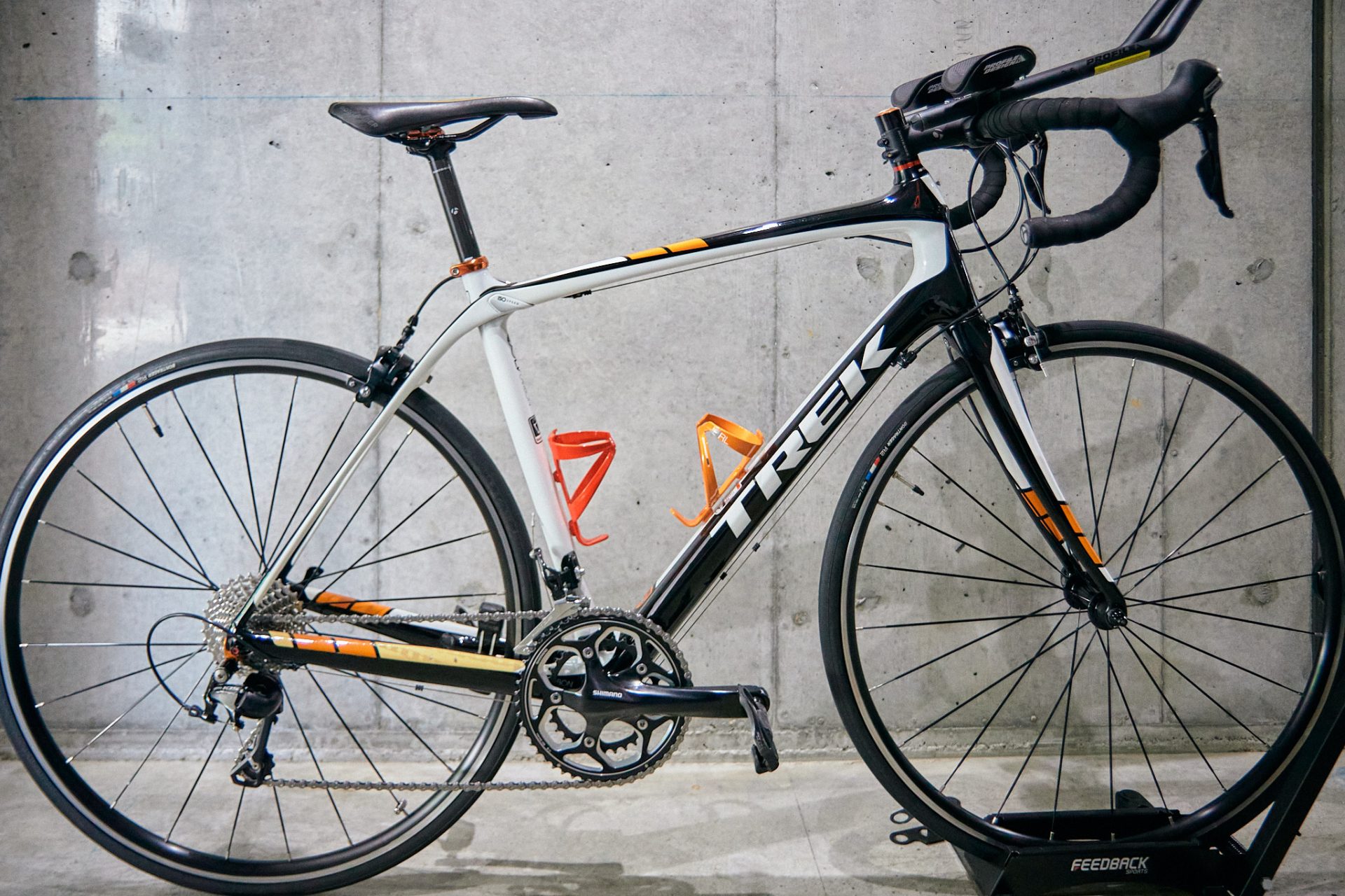 トライアスロン仕様のTREK DOMANE 4.3 が入庫！ - SENSHA Bicycle 港北