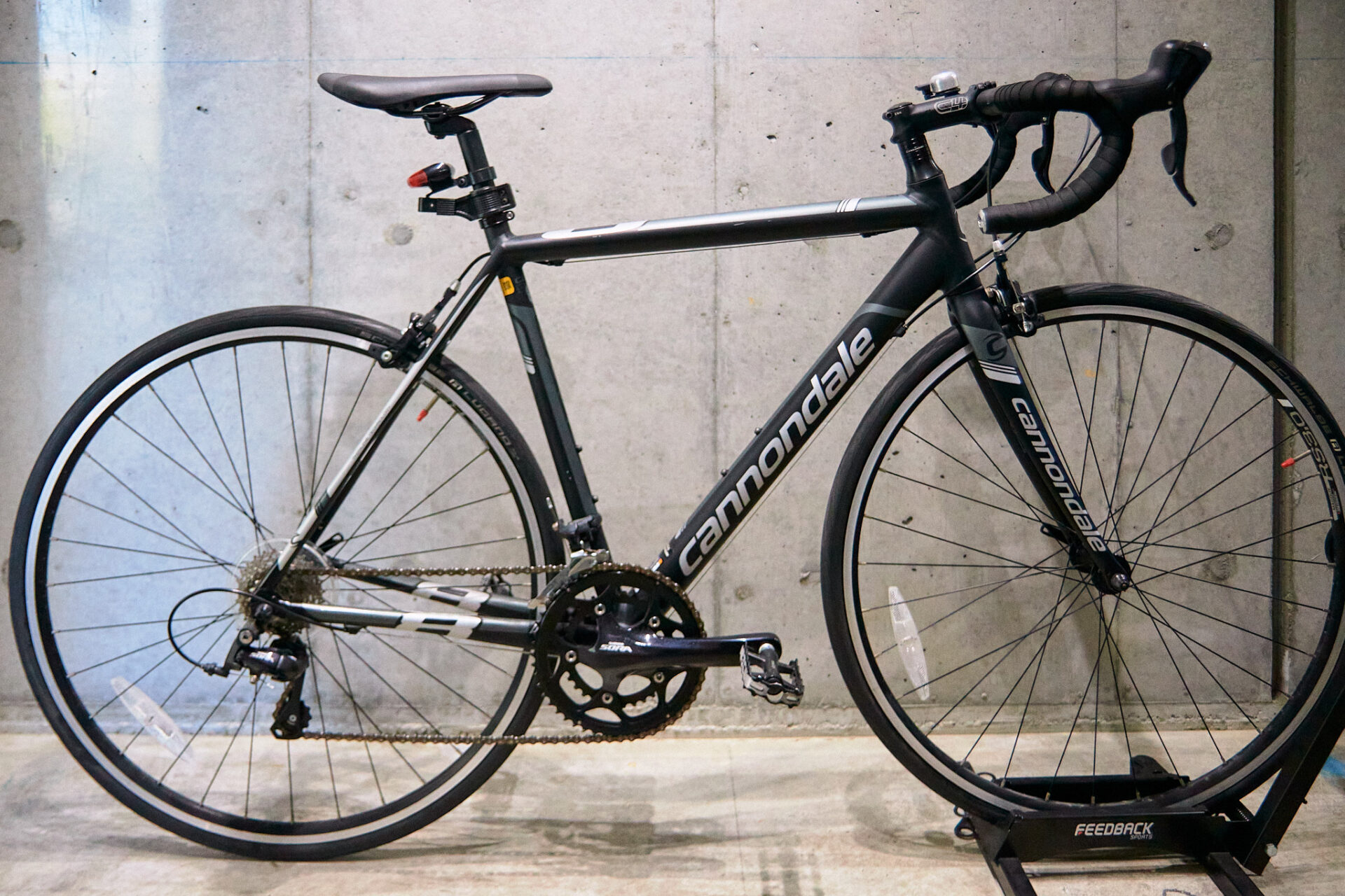 整備済！ Cannondale CAAD8 アルミ ロードバイク 2x9s - 自転車本体